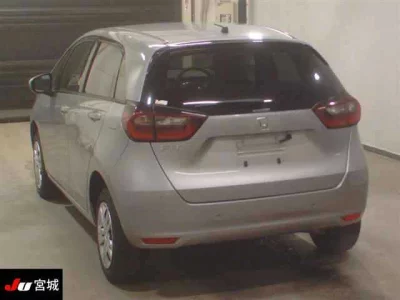 Honda FIT  с аукциона в Японии