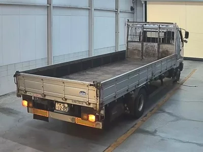 Mitsubishi FUSO FIGHTER