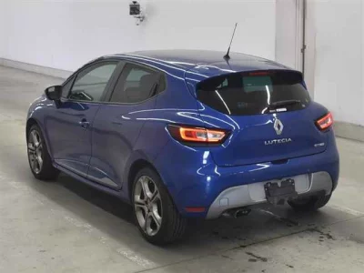 Renault LUTECIA  с аукциона в Японии