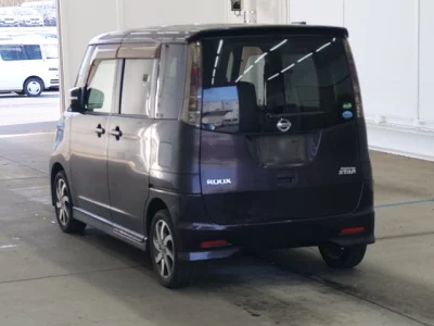 Nissan ROOX  с аукциона в Японии