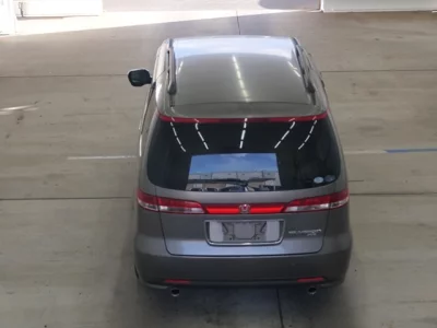 Honda ELYSION  с аукциона в Японии