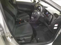 Toyota AQUA лот № 2011 оценка 4  с аукциона в Японии 3