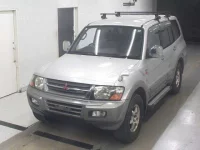 Mitsubishi PAJERO лот № 1073 оценка 3  с аукциона в Японии 3