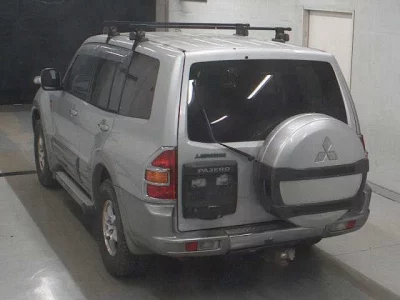 Mitsubishi PAJERO  с аукциона в Японии