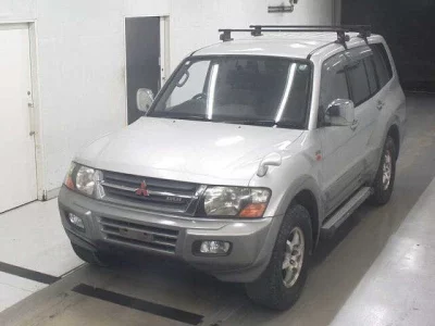 Mitsubishi PAJERO  с аукциона в Японии