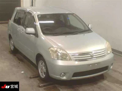 Toyota RAUM  с аукциона в Японии