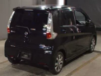 Nissan DAYZ лот № 3004 оценка 4  с аукциона в Японии 4