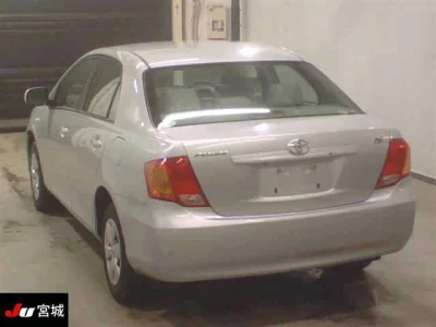 Toyota COROLLA AXIO  с аукциона в Японии