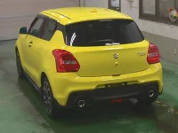 Suzuki SWIFT лот № 3001 оценка 4.5  с аукциона в Японии 1