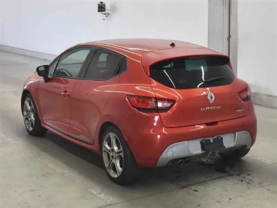 Renault LUTECIA  с аукциона в Японии