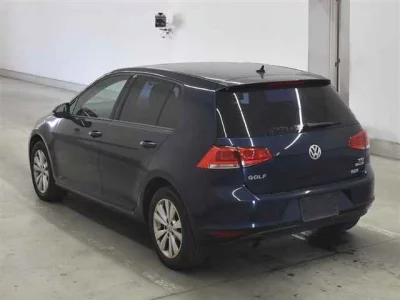 Volkswagen GOLF  с аукциона в Японии