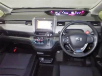 Honda FREED лот № 3004 оценка 4  с аукциона в Японии 2