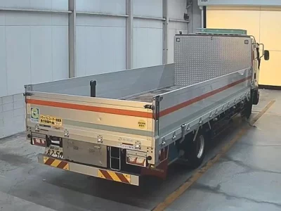 Isuzu FORWARD  с аукциона в Японии