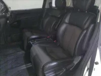 Nissan ELGRAND лот № 4351 оценка R  с аукциона в Японии 4