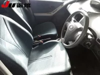 Toyota VITZ лот № 9252 оценка 3.5  с аукциона в Японии 8