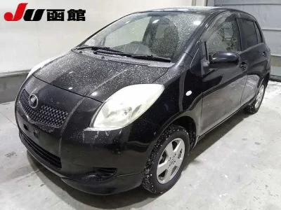 Toyota VITZ  с аукциона в Японии