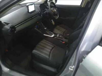 Mazda MAZDA2  с аукциона в Японии