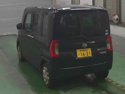 Daihatsu TANTO  с аукциона в Японии