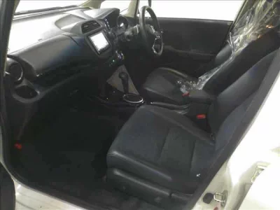 Honda FIT SHUTTLE  с аукциона в Японии