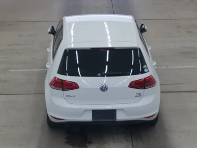 Volkswagen GOLF  с аукциона в Японии