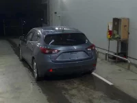 Mazda AXELA лот № 263 оценка 3.5  с аукциона в Японии 1