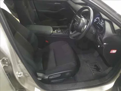 Mazda MAZDA3  с аукциона в Японии