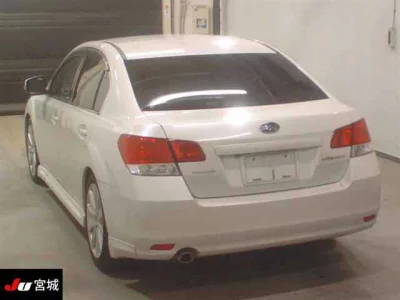 Subaru LEGACY B4  с аукциона в Японии