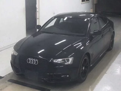 Audi A5  с аукциона в Японии
