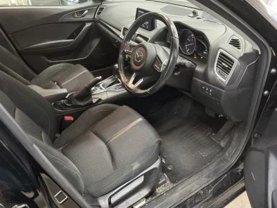 Mazda AXELA  с аукциона в Японии