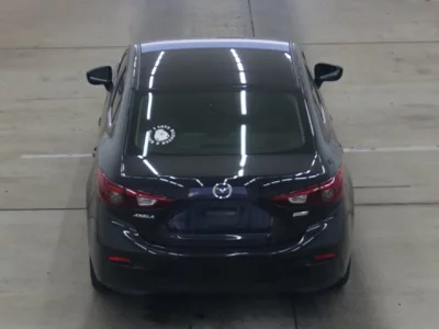 Mazda AXELA  с аукциона в Японии