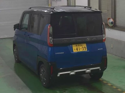 Mitsubishi DELICA MINI  с аукциона в Японии