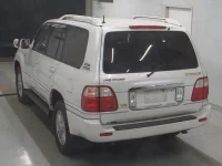 Toyota LAND CRUISER лот № 1104 оценка 3.5  с аукциона в Японии 1