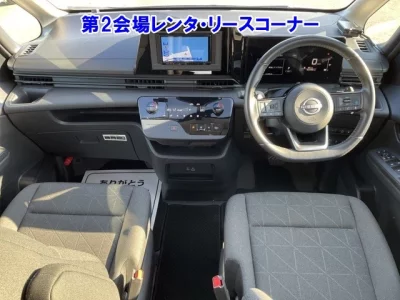Nissan SERENA  с аукциона в Японии