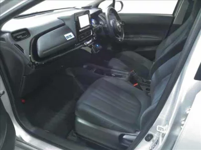 Toyota AQUA  с аукциона в Японии