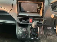 Toyota NOAH лот № 70064 оценка R  с аукциона в Японии 5