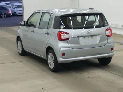 Toyota PASSO  с аукциона в Японии