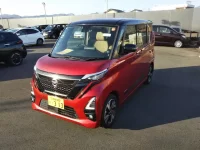 Nissan ROOX лот № 4721 оценка 4.5  с аукциона в Японии 2