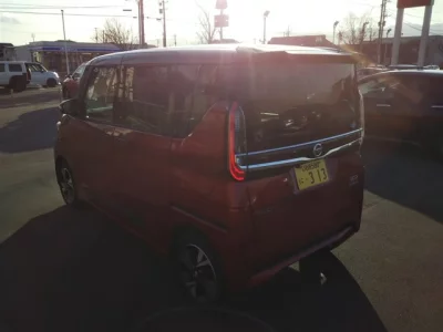 Nissan ROOX  с аукциона в Японии