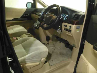 Toyota ALPHARD  с аукциона в Японии