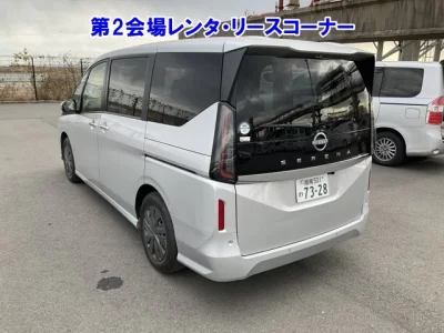 Nissan SERENA  с аукциона в Японии