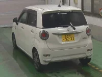 Daihatsu Cast лот № 3052 оценка 4  с аукциона в Японии 1