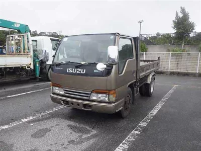 Isuzu ELF  с аукциона в Японии