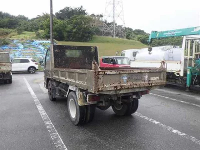Isuzu ELF  с аукциона в Японии