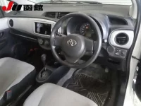 Toyota VITZ лот № 9286 оценка R  с аукциона в Японии 2