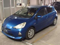 Toyota AQUA лот № 3001 оценка R  с аукциона в Японии 3