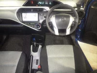 Toyota AQUA лот № 3001 оценка R  с аукциона в Японии 2