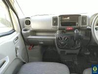 Nissan CLIPPER VAN лот № 13 оценка 3  с аукциона в Японии 5