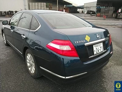 Nissan TEANA  с аукциона в Японии