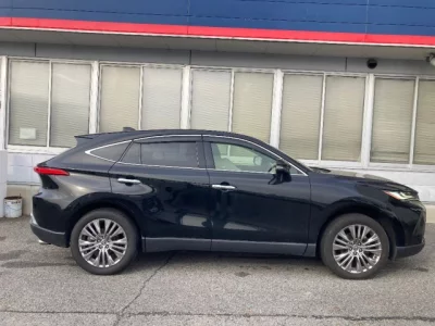 Toyota HARRIER  с аукциона в Японии