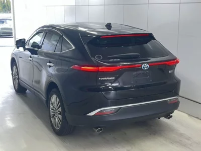 Toyota HARRIER  с аукциона в Японии